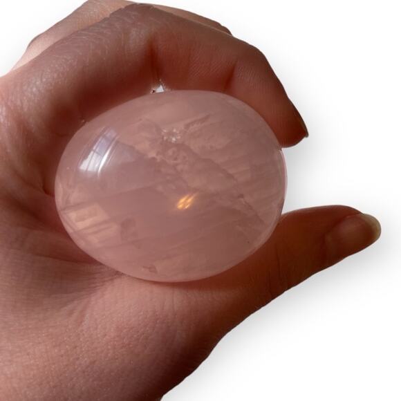 Rose Quartz Palm Stone #4 - Picture 1 of 3